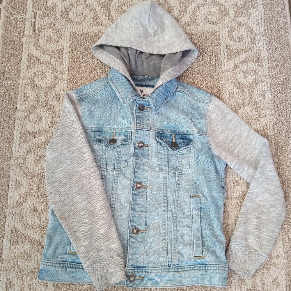 Abercrombie Kids Jean Jacket Girls Size Small S 7 / 8 Distressed Hooded - Picture 1 of 11